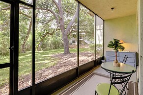 St Augustine Condo w/ Screened Porch, Pool Access!