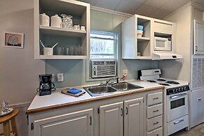 Cozy Middle Bass Cabin w/ Grill & Lagoon Access!