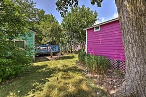 Cozy Middle Bass Cabin w/ Grill & Lagoon Access!