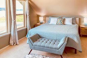 Spacious Family-friendly Home on Port Orchard