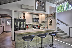 Floating Home on Columbia River w/ Provided Kayaks