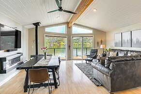 Lakefront Retreat w/ Kayaks, Paddle Boards & Deck!