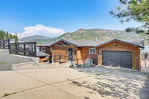 Lakefront Retreat w/ Kayaks, Paddle Boards & Deck!