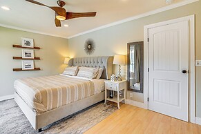 Lakefront Retreat w/ Kayaks, Paddle Boards & Deck!