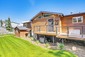 Lakefront Retreat w/ Kayaks, Paddle Boards & Deck!