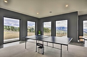 Luxury Home w/ Views - 5 Min to Columbia River