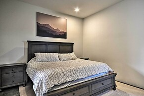 Luxury Home w/ Views - 5 Min to Columbia River