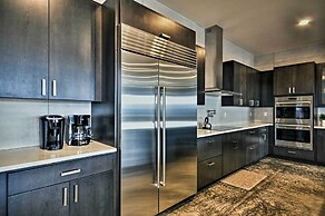 Luxury Home w/ Views - 5 Min to Columbia River