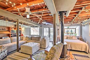 Fire Pit, Views & Beach Access: Waterfront Escape!