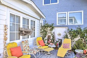 Fire Pit, Views & Beach Access: Waterfront Escape!