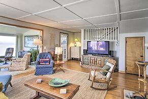 Fire Pit, Views & Beach Access: Waterfront Escape!