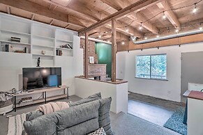 Modern & Unique Cabin With Deck by Lake Gregory!