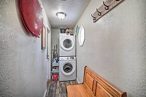 Mountain Chalet in Big Bear City, 5 Mi to Lake!