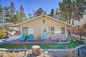 Mountain Chalet in Big Bear City, 5 Mi to Lake!