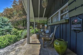 Charming Blue Ridge Cottage w/ Stunning Views!