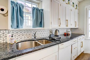 Charming Minneapolis Home < 1 Mi to Lakes!
