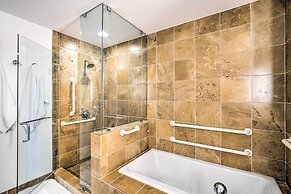 The Lodge at Suncadia Condo: River & Mtn View