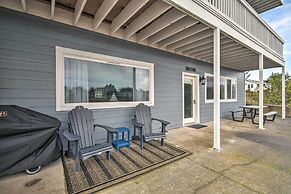 Waterfront Vacation Rental in Ocean Shores