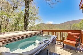 Family Cabin w/ Private Hot Tub & Views in Boone!