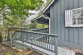 3 Mi to Grandfather Mountain Park: Cottage w/ Deck