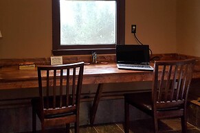 'nature's Retreat' w/ Hot Tub: 7 Mi to Bryson City