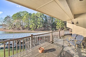 Lakefront Hot Springs Condo w/ Boat Dock!