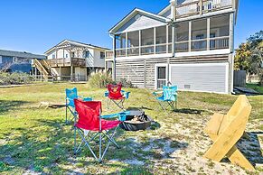 Carefree Coastal Getaway - Walk to Long Beach