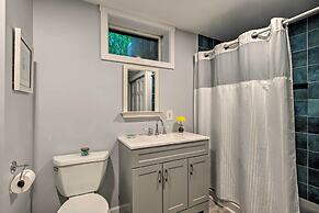 Martha's Vineyard Apt ~ 1 Mile to Inkwell Beach!