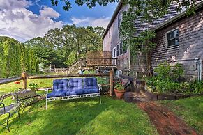Martha's Vineyard Apt ~ 1 Mile to Inkwell Beach!