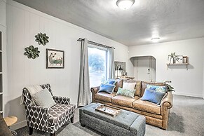 High-end & Homey Family Abode: Walk Downtown!