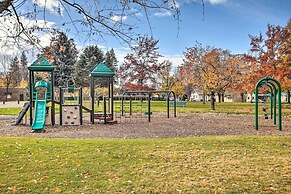 High-end & Homey Family Abode: Walk Downtown!