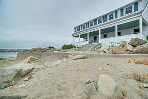 Historic Cottage w/ Beautiful Oceanfront View