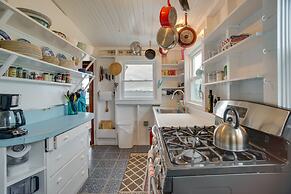 Historic Cottage w/ Beautiful Oceanfront View
