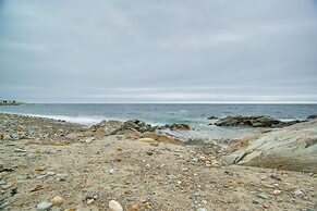 Historic Cottage w/ Beautiful Oceanfront View