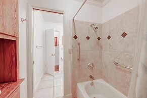 'mudge Ranch Retreat' Near Bass Lake w/ EV Charger