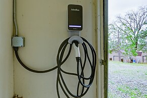 'mudge Ranch Retreat' Near Bass Lake w/ EV Charger