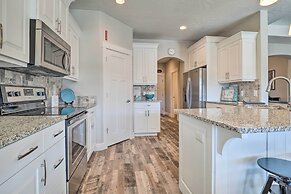 Adventure Bound Home w/ Pickleball, Hot Tub & More