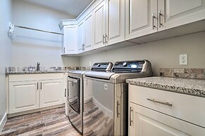 Adventure Bound Home w/ Pickleball, Hot Tub & More