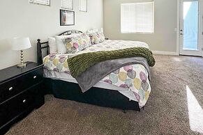 Adventure Bound Home w/ Pickleball, Hot Tub & More