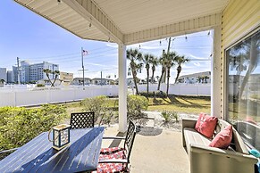 Coastal Condo With Pool - Walk to Destin Beach!