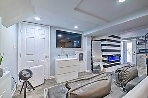 Stylish DC Studio ~ 5 Mi to National Mall!