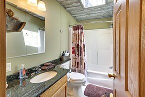 Lakefront Arkansas Home w/ Dock & Sunroom