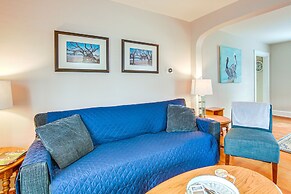 'ania's Retreat' w/ Deck: Walk to Lake Michigan!