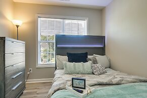 Pet-friendly Family Townhome w/ Private Patio