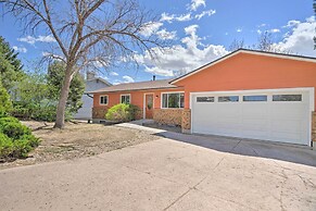 Lovely Colorado Springs Home: Mtn Views & Hot Tub!