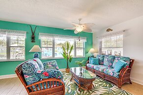 Boat Dock & Kayaks: Canalfront Home in Homosassa