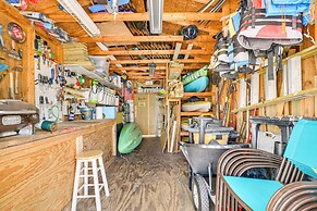 Boat Dock & Kayaks: Canalfront Home in Homosassa