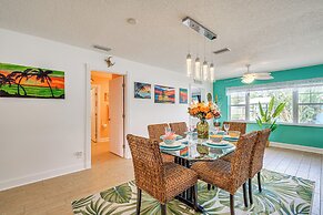 Boat Dock & Kayaks: Canalfront Home in Homosassa