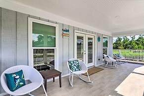 Panama City Beach House w/ Porch + Seating!