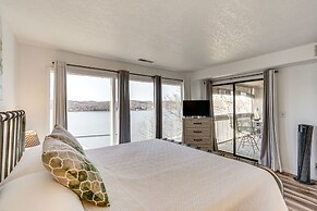 Screened Balcony & Views: Modern Osage Beach Condo